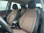 Hyundai i20 1.2 HP Premium | Cruise Control | Climate Control | Navigatie | Achteruitrijcamera | Zomer/Winterbanden Set |