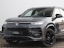 Volkswagen Tayron 1.5 eHybrid R-Line | Trekhaak | Panoramadak | Side Assist | Harman Kardon | 360° camera | Keyless | stoelverwarming & massage | Black Style |