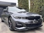 BMW 3-Serie Touring 330e High Executive M Sport Pano HUD Laser
