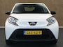 Toyota Aygo X 1.0 VVT-i MT Play - ORIGINEEL NEDERLANDSE AUTO - CAMERA - AIRCO - BLUETOOTH - APPLE CARPLAY/ ANDROID AUTO - ADAPTIEVE CRUISE CONTROL - DAB AUDIO