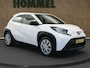 Toyota Aygo X 1.0 VVT-i MT Play - ORIGINEEL NEDERLANDSE AUTO - CAMERA - AIRCO - BLUETOOTH - APPLE CARPLAY/ ANDROID AUTO - ADAPTIEVE CRUISE CONTROL - DAB AUDIO