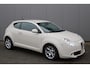 Alfa Romeo MiTo 0.9 TwinAir Distinctive Bluetooth/Parkeerhulp/Cruise-control/Leder