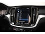 Volvo V60 2.0 T6 Recharge AWD R-Design [ Panorama Harma/Kardon Stoel-en stuurverwarming ]