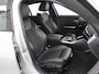 BMW 3-Serie 320i Executive Edition Sport Line | Sportstoelen | Navigatie | PDC | Climate Control | Stoelverwarming | Apple CarPlay/Android Auto | BMW LED | DAB |