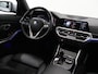 BMW 3-Serie 320i Executive Edition Sport Line | Sportstoelen | Navigatie | PDC | Climate Control | Stoelverwarming | Apple CarPlay/Android Auto | BMW LED | DAB |