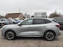 Ford Kuga 2.5 PHEV ST-Line X 243pk | orig. NL auto | Panoramadak | Wegklapbare trekhaak | Winter Pack | 19 inch | Adaptieve LED | Head up Display | Solar Silver