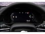 Volvo EC40 Single Motor Extended Range Ultra Black Edition Europa | Adaptive Cruise Control | BLIS | Panoramadak | Harman / Kardon | Nubuck | 360 Camera | 20" | Memory | Elektrische Stoelen | Stoelverwarming voor & achter | Stuuverwarming |