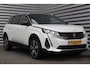 Peugeot 5008 1.6 PURETECH 180PK 7-ZITS GT PACK AUTOMAAT / NAVI / LEDER / CLIMA / FULL-LED / 19" LMV / CAMERA / PANO. DAK / FOCAL AUDIO / 1E EIGENAAR / NIEUWSTAAT !!