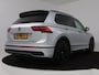 Volkswagen Tiguan 1.5 TSI R-Line | Panoramadak | 20 Inch | Digitaal Dashboard | Nederlandse Auto | NAP |