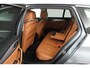BMW 5-Serie Touring 520i High Executive (PANORAMADAK, STOELVERWARMING, TREKHAAK, ELEKTR STOELEN, HEAD-UP, ACHTERUITRIJCAMERA)