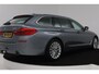 BMW 5-Serie Touring 520i High Executive (PANORAMADAK, STOELVERWARMING, TREKHAAK, ELEKTR STOELEN, HEAD-UP, ACHTERUITRIJCAMERA)