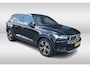 Volvo XC40 2.0 B3 Inscription / Trekhaak / Panoramadak / Camera / Leder / 19'' / Harman Kardon / Stuur+Stoelverwarming / DAB / Dodehoek / Cruise Control