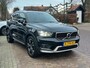 Volvo XC40 1.5 T2 129PK Inscription Automaat + 19''/ Navi/ Clima/ Ad.Cruise/ H&K/ Full-LED/ Winterpakket/ Trekhaak/ NL auto