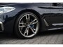 BMW 5-Serie Touring G31 M550d xDrive M-Sport|High Executive|2e Eig|Individual Edition|Trekhaak|4W sturing|Panoramadak|Head Up|Dealer Onderhouden