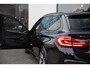 BMW 5-Serie Touring G31 M550d xDrive M-Sport|High Executive|2e Eig|Individual Edition|Trekhaak|4W sturing|Panoramadak|Head Up|Dealer Onderhouden