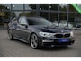 BMW 5-Serie Touring G31 M550d xDrive M-Sport|High Executive|2e Eig|Individual Edition|Trekhaak|4W sturing|Panoramadak|Head Up|Dealer Onderhouden