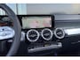 Mercedes-Benz GLB GLB 180 Automaat AMG Line 7-Persoons | Premium Plus Pakket | Panoramadak | Nightpakket | Parkeerpakket met 360°-camera | Sfeerverlichting | Stoelverwarming | Multibeam LED | Trekhaak