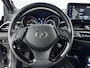 Toyota C-HR 1.8 Hybrid First Edition | Navigatie | NL-Auto | Parkeercamera | Stoelverwarming | Apple Carplay / Android Auto |}