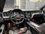 Volvo XC60 T4 R-Design | BLIS | Stoelverwarming | Camera | 19 Inch | Apple Carplay | Voorruitverwarming