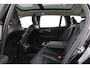 Volvo V60 Cross Country B5 AWD Pro | Bowers&Wilkins | Panoramadak | Massage | ACC | 360° Camera | Head-Up