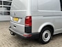 Volkswagen Transporter 2.0 TSI L2H1 Benzine / CNG Dubbele Schuifdeur Airco Cruise controle Bpm vrij Trekhaak Klep achter Omvormer Kastinrichting Standkachel Euro 6 Benzine Ideaal voor ombouw naar Camper !!