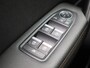 Renault Captur 1.3 TCe 140 Initiale Paris | Automaat | Leder | Navigatie | Stoel verwarming | Apple carplay | Climate control | Camera | Parkeer sensoren | LMV | LED |
