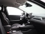 Renault Captur 1.3 TCe 140 Initiale Paris | Automaat | Leder | Navigatie | Stoel verwarming | Apple carplay | Climate control | Camera | Parkeer sensoren | LMV | LED |