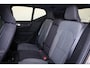 Volvo XC40 B4 Plus Dark - IntelliSafe Assist & Surround - Harman/Kardon audio - Parkeercamera achter - Verwarmde voorstoelen & stuur - Parkeersensoren voor & achter - Elektr. bedienb. voorstoelen met geheugen links - Draadloze tel. lader - Elektr. inklapbare trekhaak - 19' LMV