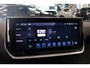 Peugeot 2008 1.2 Hybrid 136 Allure | Navi | Camera | Ad. Cruise control | Keyless | LMV 17"| PDC V+A |