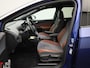 Volkswagen ID.4 First 77 kWh 204 PK| Origineel Nederlands | Dealeronderhouden | Navigatie | Trekhaak | Stoelverwarming | Stuurwielverwarming | Inklapbare Buitenspiegels | Achteruitrijcamera | Parkeersensoren