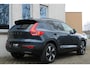 Volvo EX40 Twin Motor Ultra Europa 82 kWh Panoramadak | Verwarmbare voorstoelen, achterbank&stuurwiel | Premium audio by Harman Kardon | Elek. bedienbare voorstoelen met geheugen | Warmtepomp | Adaptive cruise control | Blind spot | Keyless-entry | Elektrische achterklep |