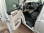 Volkswagen Transporter 2.0 TSI L2H1 204pk DSG Automaat Dubbele schuifdeuren Airco Adaptive Cruise Navigatie Pdc V/A Trekhaak 2500kg Lange wielbasis Lang Bpm vrij voor prive gebruik Kastinrichting Comfort stoelen met zijairbag i