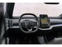 Volvo EX30 Cross Country Twin Motor AWD Performance 69 kWh Ultra | Google | Panoramadak | Elek. Stoelen | Adaptieve Cruise Control | Harman Kardon Audio | Stoel-/Stuurverwarming | Trekhaak | 360 Camera | Elek. Achterklep | Getint Glas | Dodehoekdetectie | Pilot Assist | 19" LM