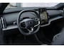 Volvo EX30 Cross Country Twin Motor AWD Performance 69 kWh Ultra | Google | Panoramadak | Elek. Stoelen | Adaptieve Cruise Control | Harman Kardon Audio | Stoel-/Stuurverwarming | Trekhaak | 360 Camera | Elek. Achterklep | Getint Glas | Dodehoekdetectie | Pilot Assist | 19" LM