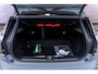 Volvo EX30 Cross Country Twin Motor AWD Performance 69 kWh Ultra | Google | Panoramadak | Elek. Stoelen | Adaptieve Cruise Control | Harman Kardon Audio | Stoel-/Stuurverwarming | Trekhaak | 360 Camera | Elek. Achterklep | Getint Glas | Dodehoekdetectie | Pilot Assist | 19" LM