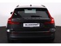 Volvo V60 B4 Essential Edition - IntelliSafe Assist & Surround - Parkeercamera achter - Verwarmde voorstoelen, stuur & achterbank - Parkeersensoren achter - Draadloze tel. lader - Extra getint glas - 17' LMV