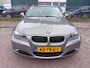 BMW 3-Serie Touring 320i Luxury Line Climate Cruise Leer Navigatie Xenon 2 sleutels Ond. Map NAP APK 06-2026