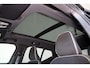 Volvo XC40 B3 Ultra Black Edition - Panorama/schuifdak - IntelliSafe Assist & Surround - 360º Camera - Harman/Kardon audio - LED Pixel koplampen - Verwarmde voorstoelen & stuur - Parkeersensoren voor & achter - Elektr. bedienb. voorstoelen met geheugen links - Draadloze tel. lader - Extra getint glas - 20' LMV