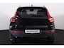 Volvo XC40 B3 Ultra Black Edition - Panorama/schuifdak - IntelliSafe Assist & Surround - 360º Camera - Harman/Kardon audio - LED Pixel koplampen - Verwarmde voorstoelen & stuur - Parkeersensoren voor & achter - Elektr. bedienb. voorstoelen met geheugen links - Draadloze tel. lader - Extra getint glas - 20' LMV