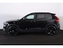 Volvo XC40 B3 Ultra Black Edition - Panorama/schuifdak - IntelliSafe Assist & Surround - 360º Camera - Harman/Kardon audio - LED Pixel koplampen - Verwarmde voorstoelen & stuur - Parkeersensoren voor & achter - Elektr. bedienb. voorstoelen met geheugen links - Draadloze tel. lader - Extra getint glas - 20' LMV