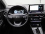 Hyundai Kona 1.6 GDI HEV Fashion Design Sky | Automaat | Apple Carplay / Android Auto | Schuifdak | Virtual cockpit | Parkeer sensoren | Leder | Stoel verwarming/koeling | Stuur verwarming | Cruise control | Climate control | DAB |