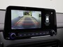 Hyundai Kona 1.6 GDi Hybrid 6-DCT Sky BlueLink | Automaat | Apple Carplay / Android Auto | Schuifdak | Virtual cockpit | Parkeer sensoren | Leder | Stoel verwarming/koeling | Stuur verwarming | Cruise control | Climate control | DAB |