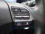 Hyundai Kona 1.6 GDi Hybrid 6-DCT Sky BlueLink | Automaat | Apple Carplay / Android Auto | Schuifdak | Virtual cockpit | Parkeer sensoren | Leder | Stoel verwarming/koeling | Stuur verwarming | Cruise control | Climate control | DAB |