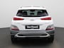Hyundai Kona 1.6 GDi Hybrid 6-DCT Sky BlueLink | Automaat | Apple Carplay / Android Auto | Schuifdak | Virtual cockpit | Parkeer sensoren | Leder | Stoel verwarming/koeling | Stuur verwarming | Cruise control | Climate control | DAB |