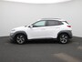 Hyundai Kona 1.6 GDI HEV Fashion Design Sky | Automaat | Apple Carplay / Android Auto | Schuifdak | Virtual cockpit | Parkeer sensoren | Leder | Stoel verwarming/koeling | Stuur verwarming | Cruise control | Climate control | DAB |