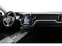 Volvo XC60 D4 Momentum | ACC | Stoel+Stuurverwarming | Camera | 20 Inch | Getint Glas