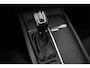Volvo XC60 D4 Momentum | ACC | Stoel+Stuurverwarming | Camera | 20 Inch | Getint Glas