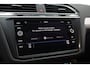 Volkswagen Tiguan 1.5 TSI ACT Highline Automaat | Trekhaak | ACC | LED