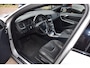 Volvo V60 1.5 T2 Kinetic , Automaat, Navi, PDC voor-achter, Sport lederen stoelen , Cruise contr. Radio-CD, Stoelverwarming.