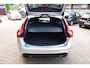 Volvo V60 1.5 T2 Kinetic , Automaat, Navi, PDC voor-achter, Sport lederen stoelen , Cruise contr. Radio-CD, Stoelverwarming.